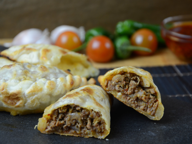 Empanadas argentinas horneadas en Viejo Barrio